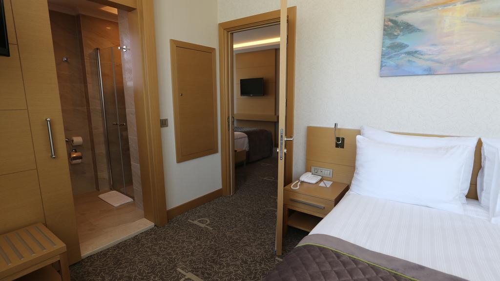 Ramada By Wyndham Bursa Cekirge Thermal & Spa Exterior photo