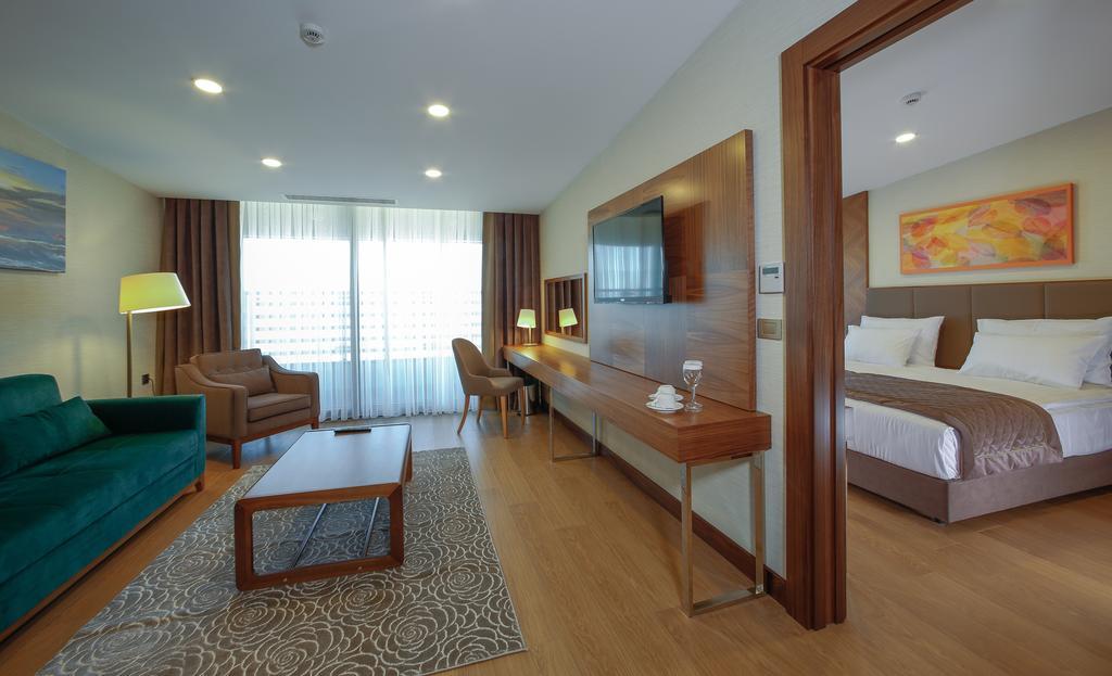 Ramada By Wyndham Bursa Cekirge Thermal & Spa Exterior photo