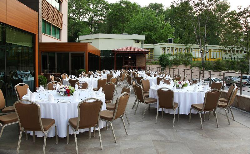 Ramada By Wyndham Bursa Cekirge Thermal & Spa Exterior photo