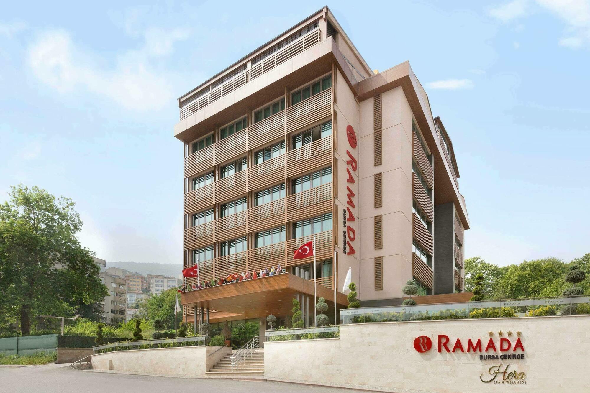 Ramada By Wyndham Bursa Cekirge Thermal & Spa Exterior photo